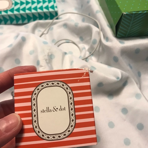 (Retired) Stella & Dot Seine Ring M/L - Picture 3 of 4